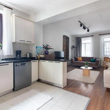 Apartamento Tastefully Designed 2br With A Lush Backyard *